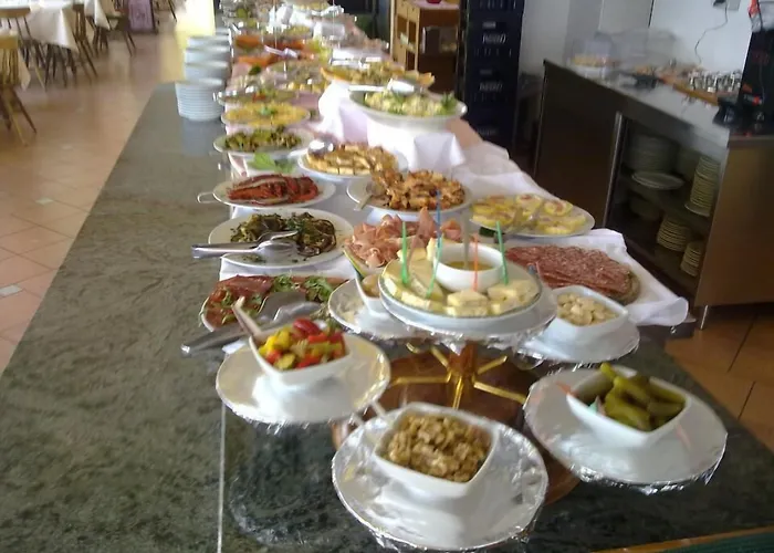 Funivie Del Maggiore Otel Laveno